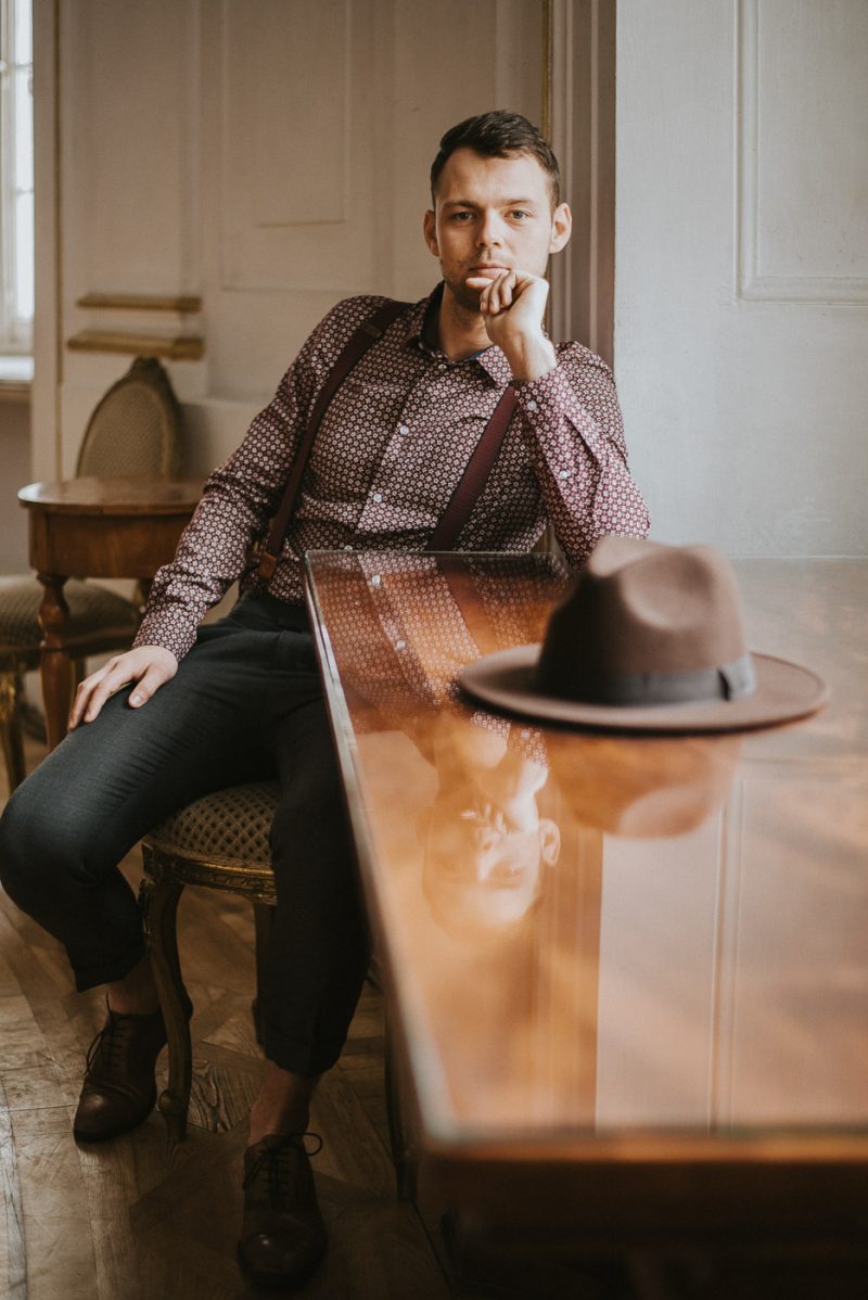 Przystojny Pan Młody Boho kapelusz